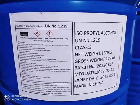  Isopropyl Alcohol: Un Amigo Multifacético para la Desinfección y la Producción Industrial!